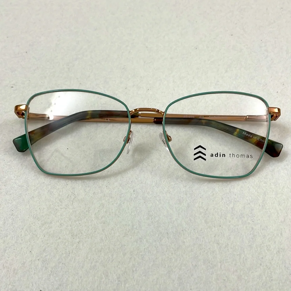 New in box Aidan Thomas Eyeglasses frame AT476 C2 54–17–140